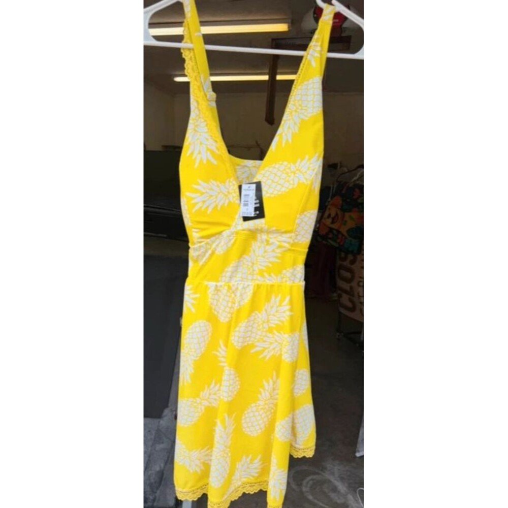 New torrid 2X pineapple swimsuit